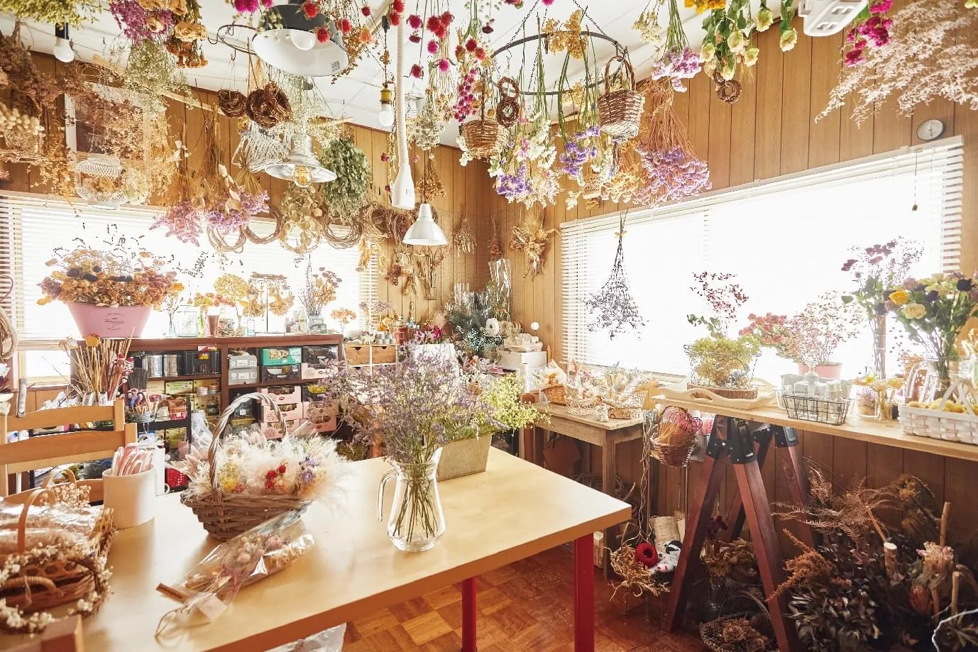 植物と温もりのあるmicrobouquetのアトリエ
